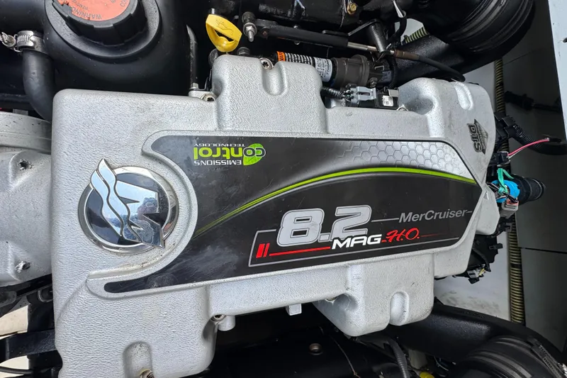  Yacht Photos Pics MerCruiser 8.2 MAG H.O. engine in 2021 Fairline F//Line 33 boat.