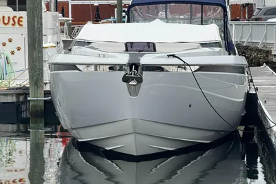 Fairline F//Line 33