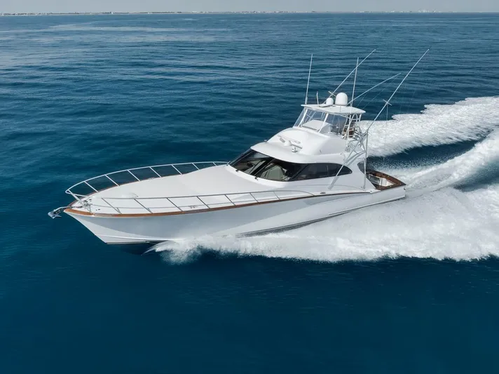Boobah Yacht Photos Pics 2017 F&S Custom Express Sportfish cruising on open water.