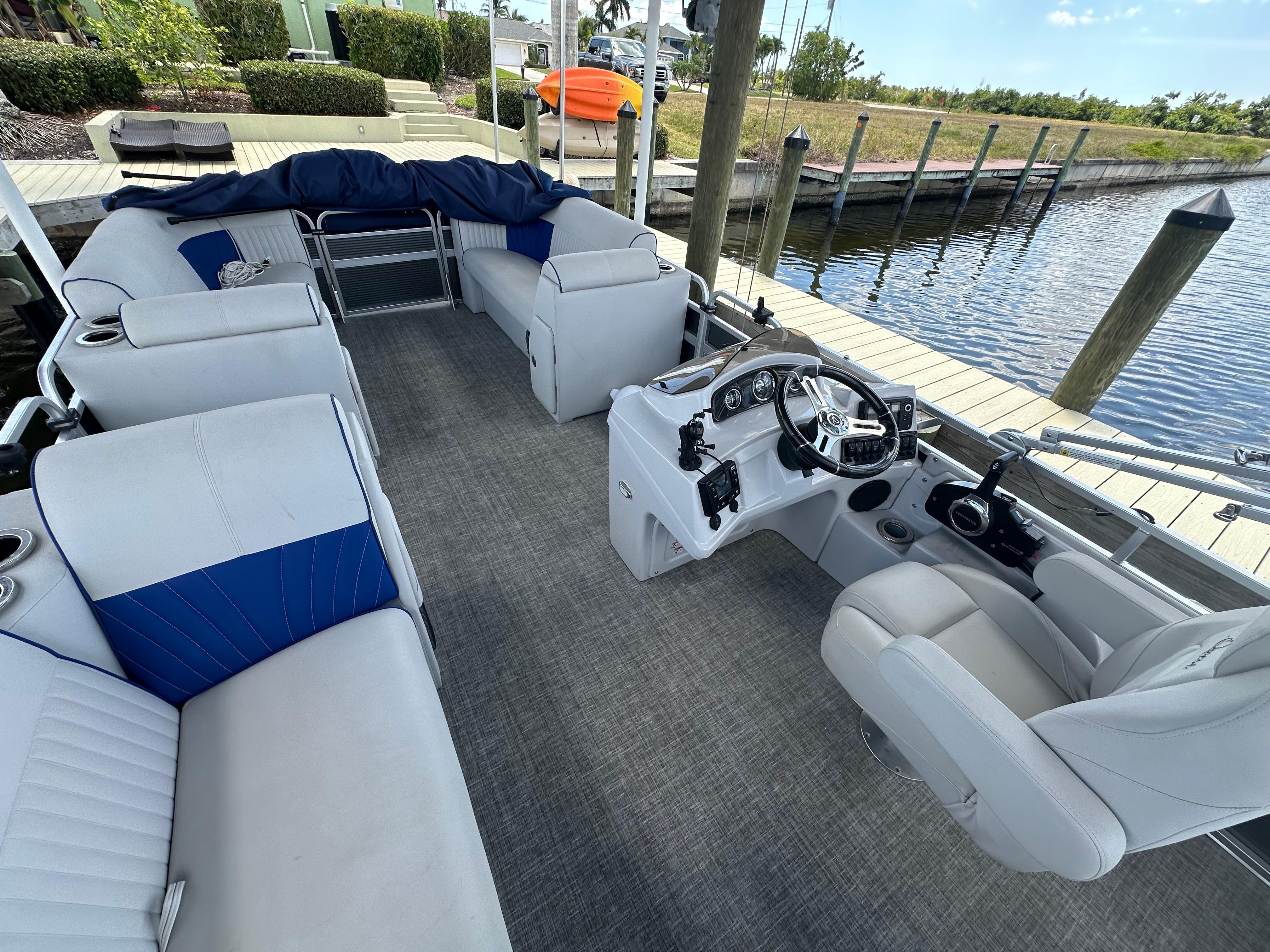 2021 Qwest Avanti RLS22 Luxury Series Pontoon for sale YachtWorld