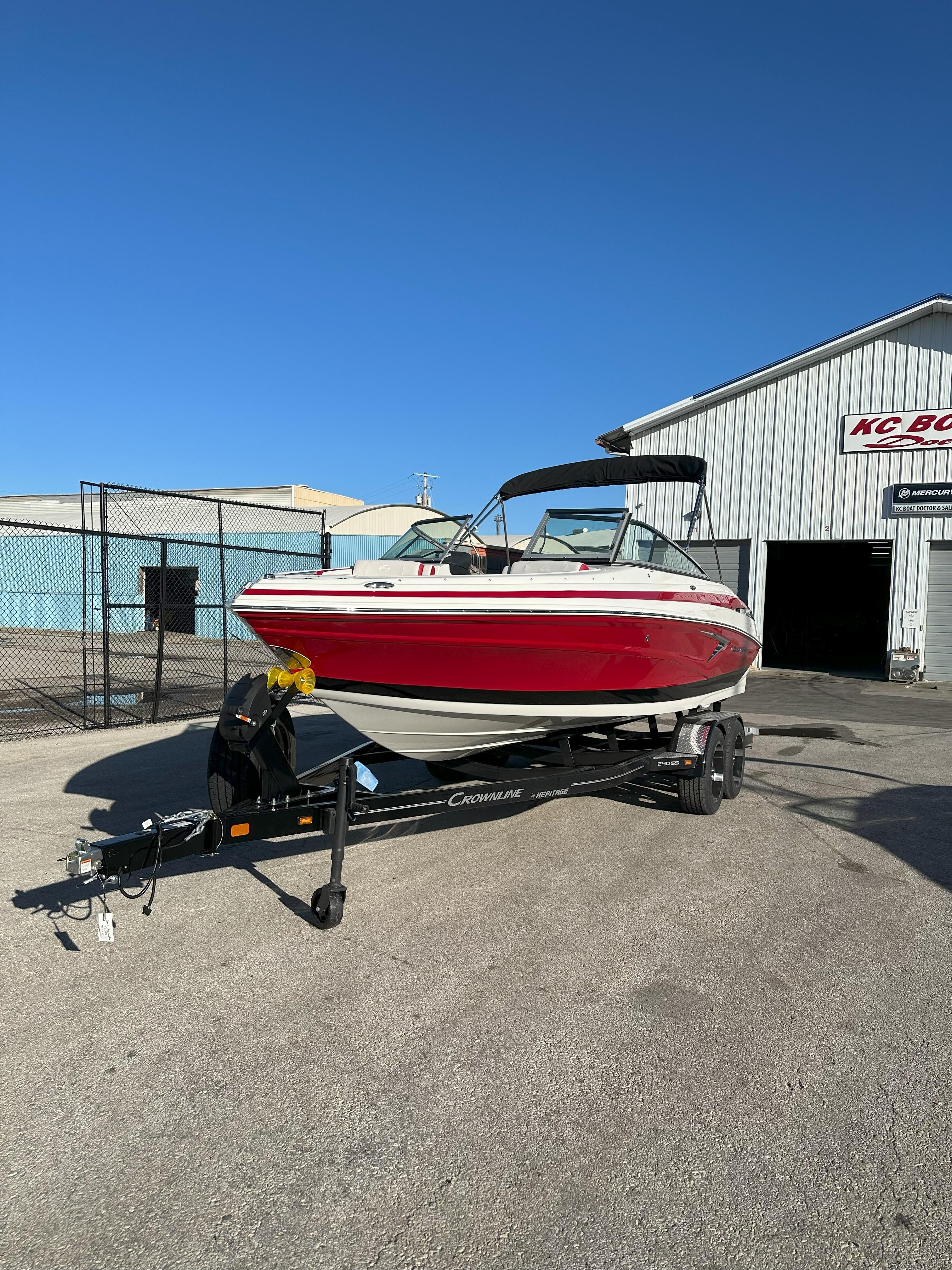 Crownline 240 SS