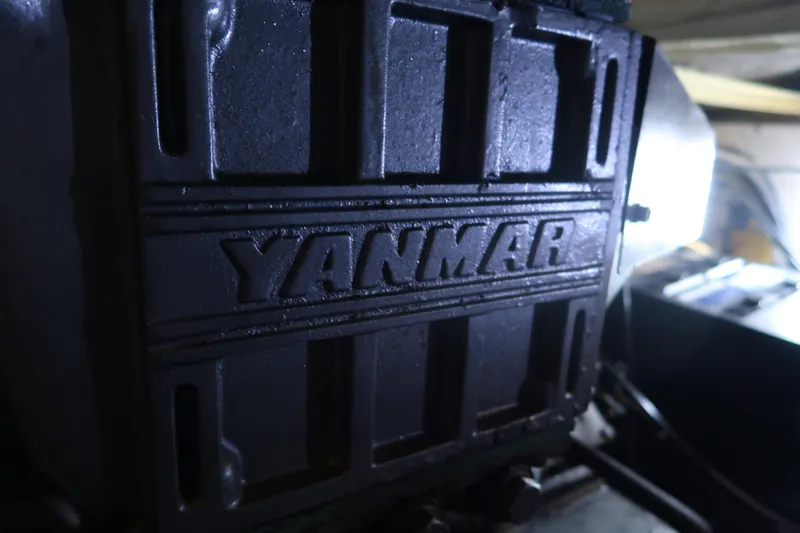 Doran Yacht Photos Pics Yanmar engine in a 2002 Luhrs 40 Convertible boat.