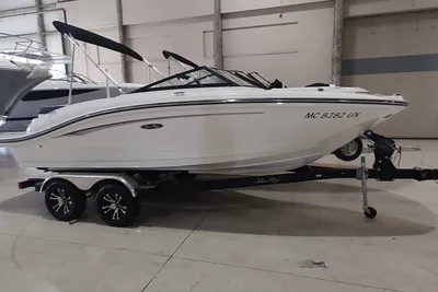 Sea Ray SPX 190