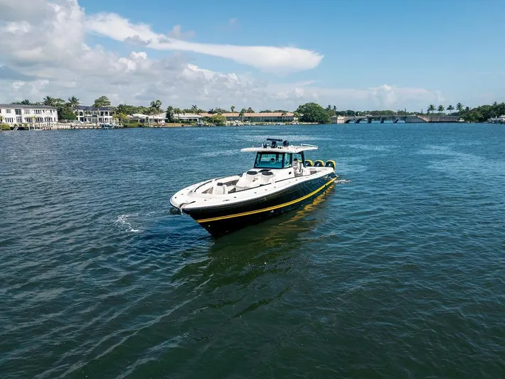 Three M's Yacht Photos Pics 