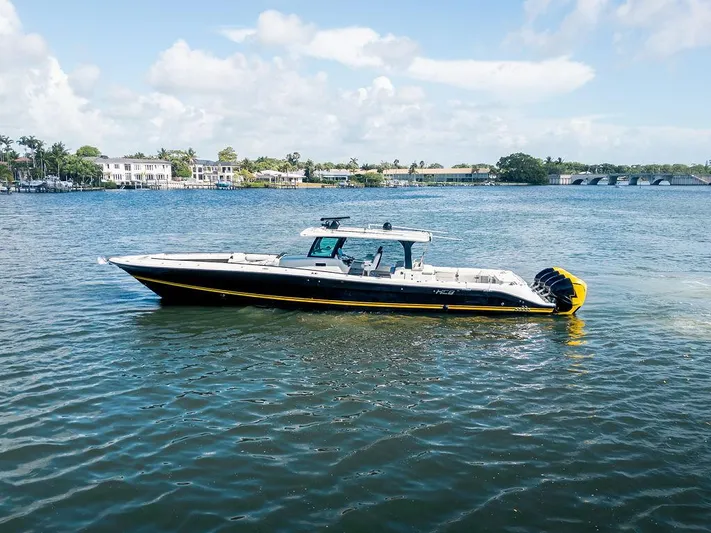 Three M's Yacht Photos Pics 