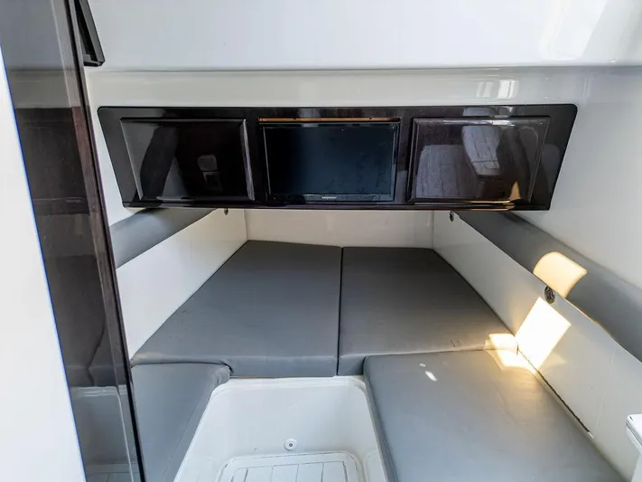 Three M's Yacht Photos Pics 