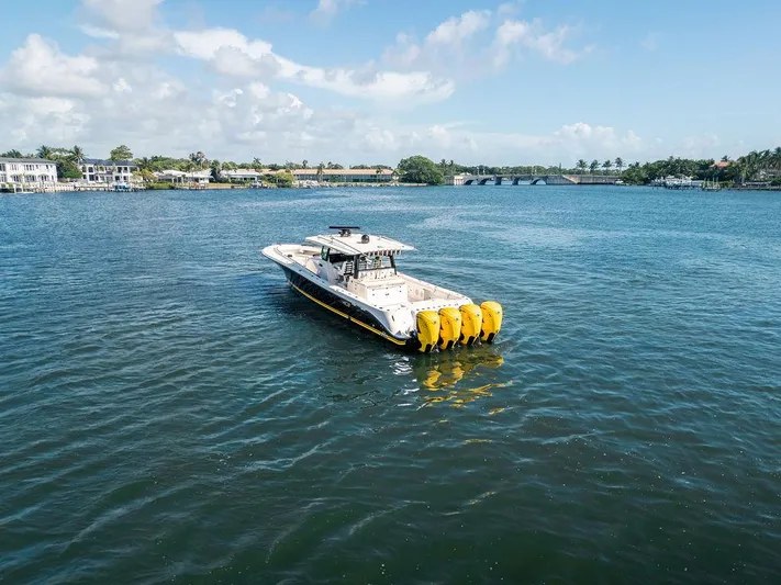 Three M's Yacht Photos Pics 