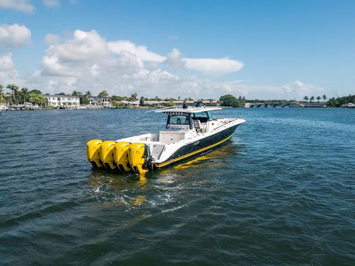 Three M's Yacht Photos Pics 