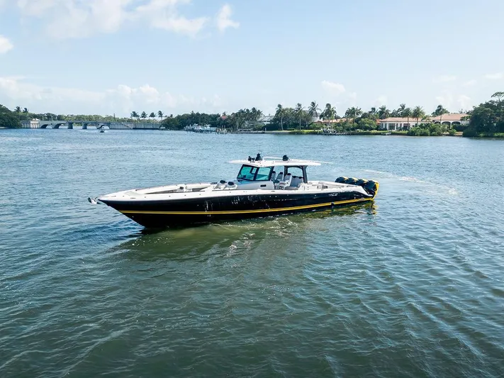 Three M's Yacht Photos Pics 