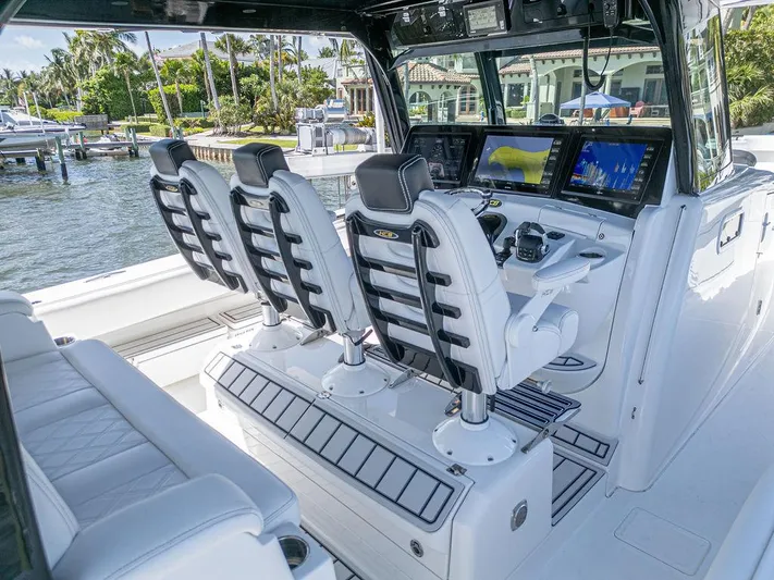 Three M's Yacht Photos Pics 