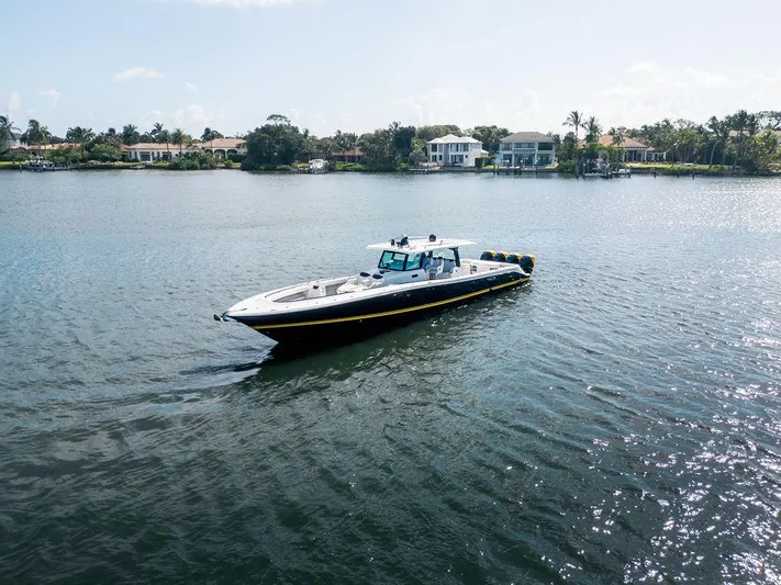 Three M's Yacht Photos Pics 