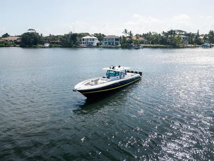 Three M's Yacht Photos Pics 