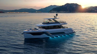 Yacht