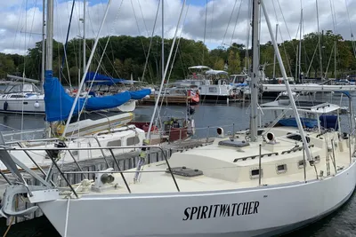 Bruce Roberts 36' cutter