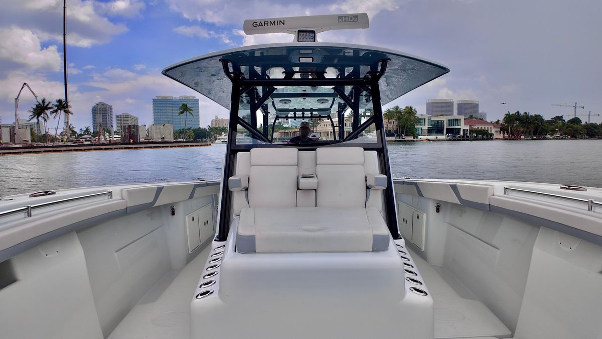 2022 Yellowfin 42 