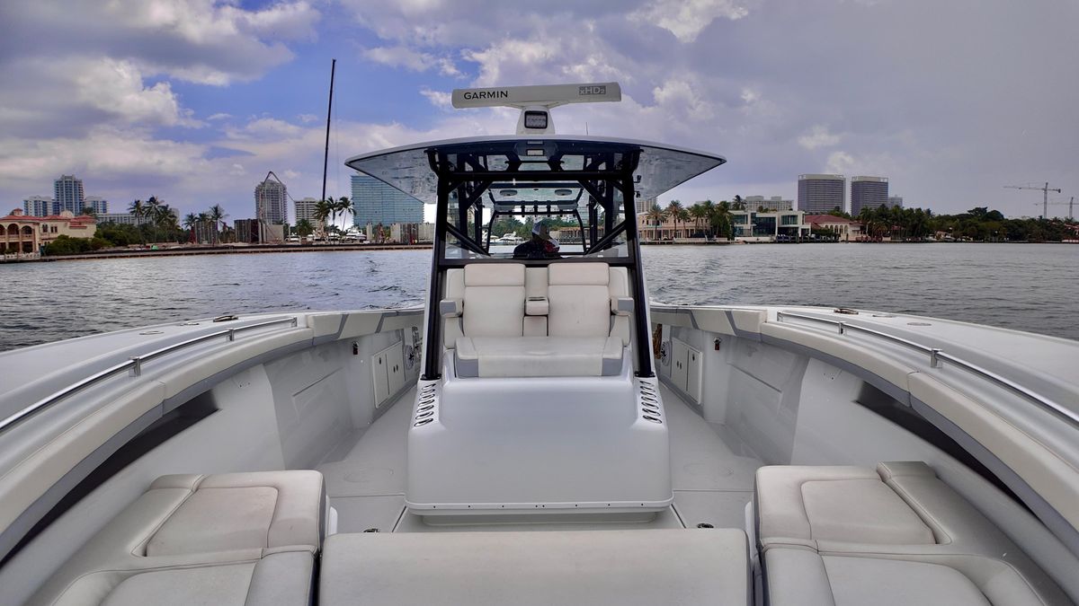 2022 Yellowfin 42 