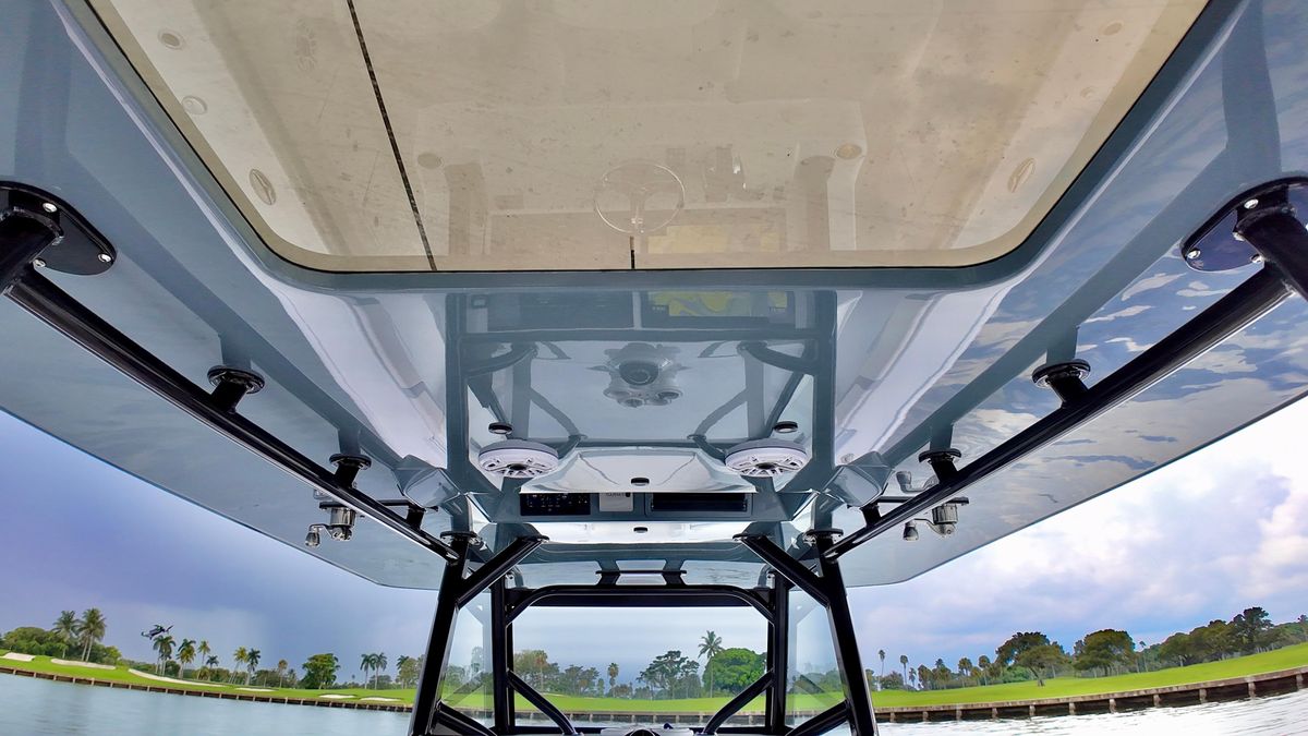 2022 Yellowfin 42 