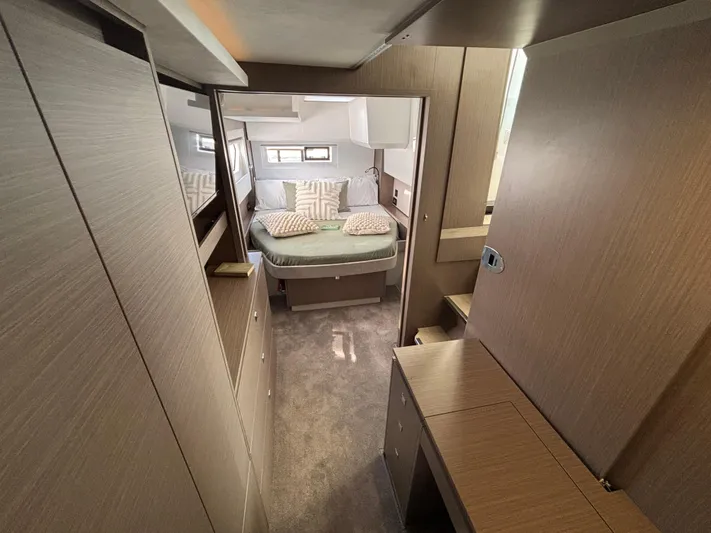 C1011 Yacht Photos Pics 