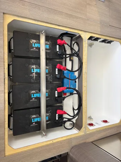 C1011 Yacht Photos Pics 