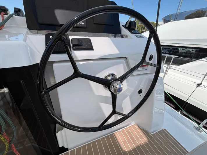 C1011 Yacht Photos Pics 