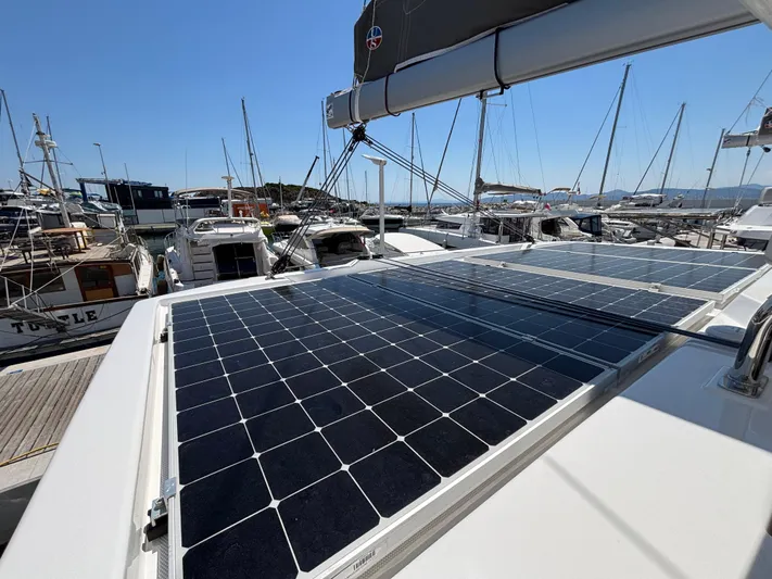 C1011 Yacht Photos Pics 