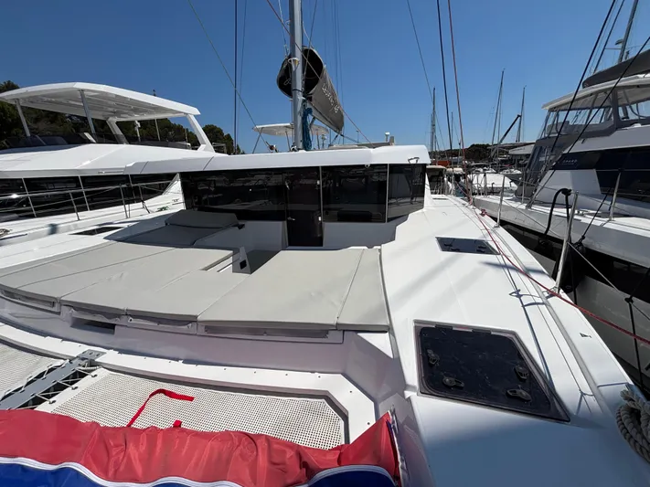 C1011 Yacht Photos Pics 