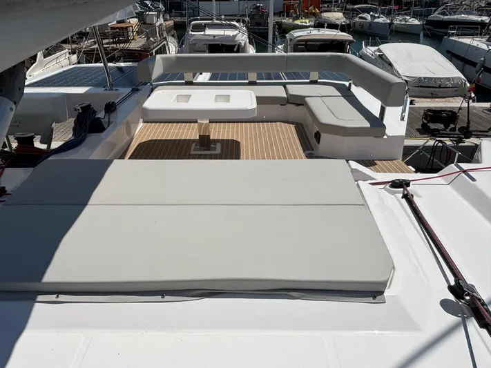 C1011 Yacht Photos Pics 