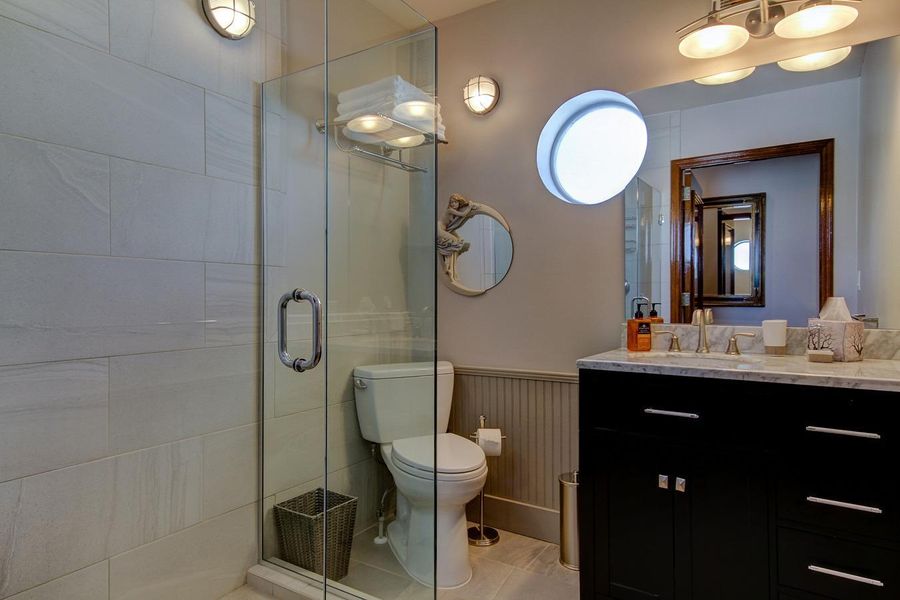 2004 Custom Floating Home or Office