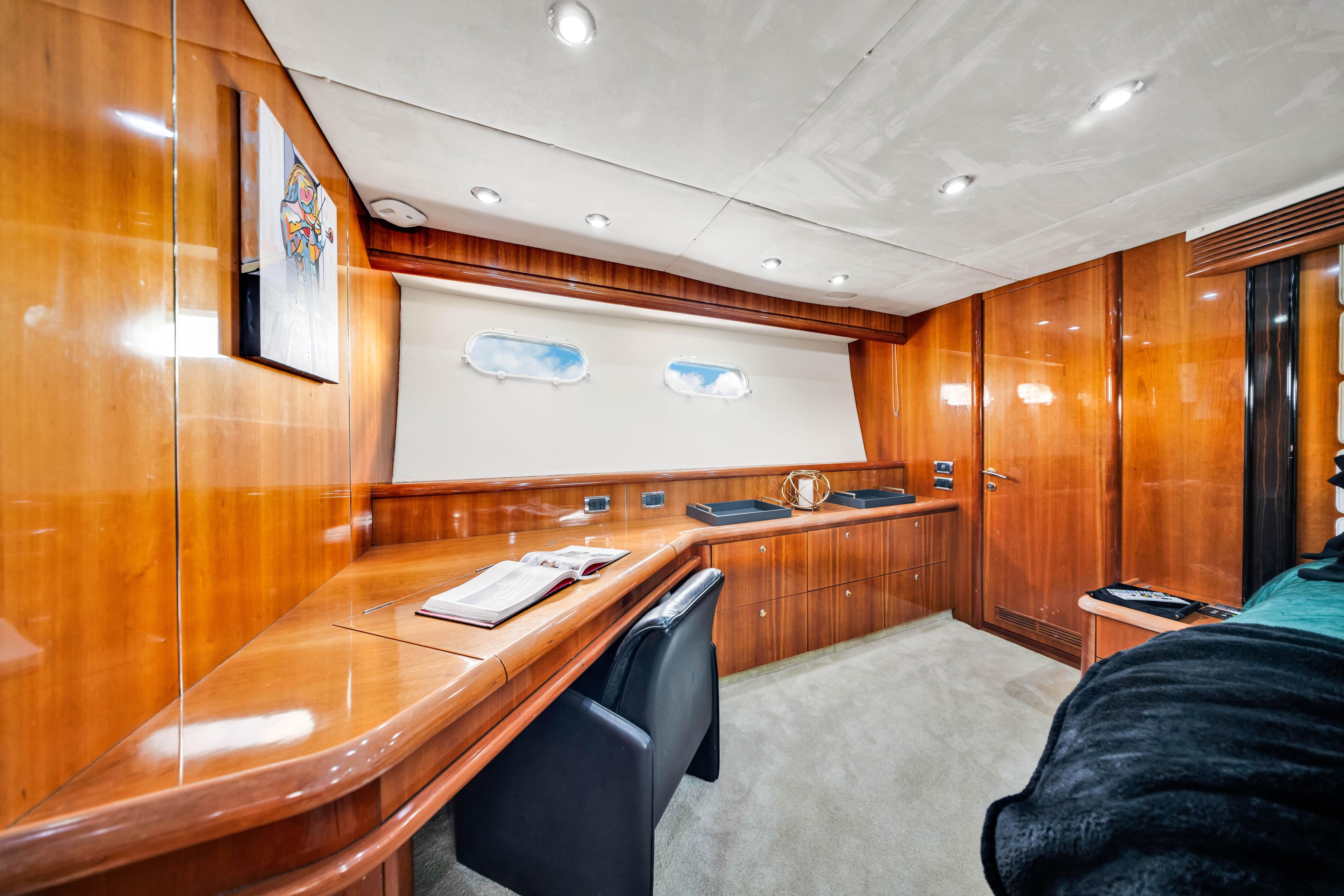 Yacht