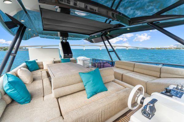 2018 Monte Carlo Yachts 70 