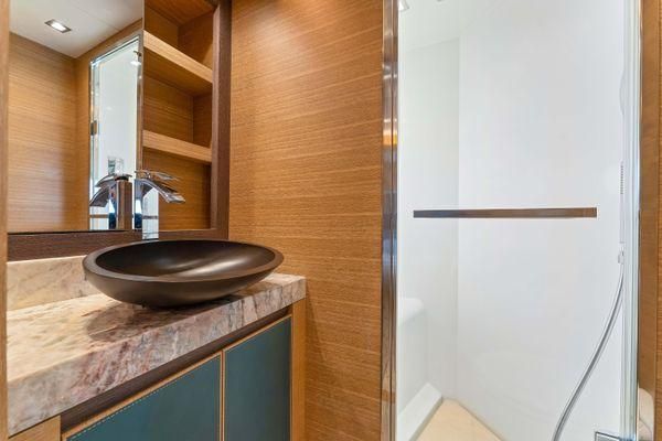 2018 Monte Carlo Yachts 70 