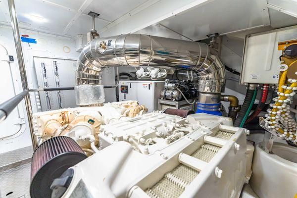 2018 Monte Carlo Yachts 70 