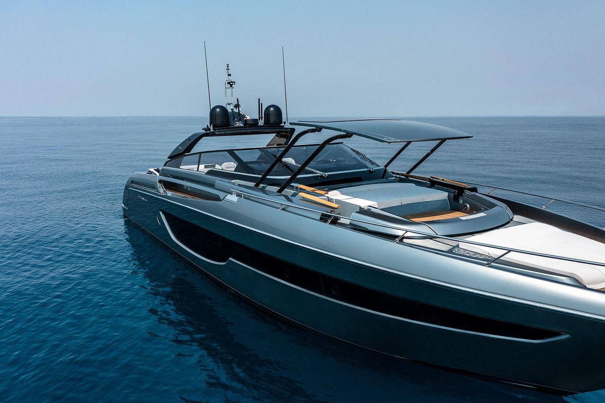 2022 Riva 74 