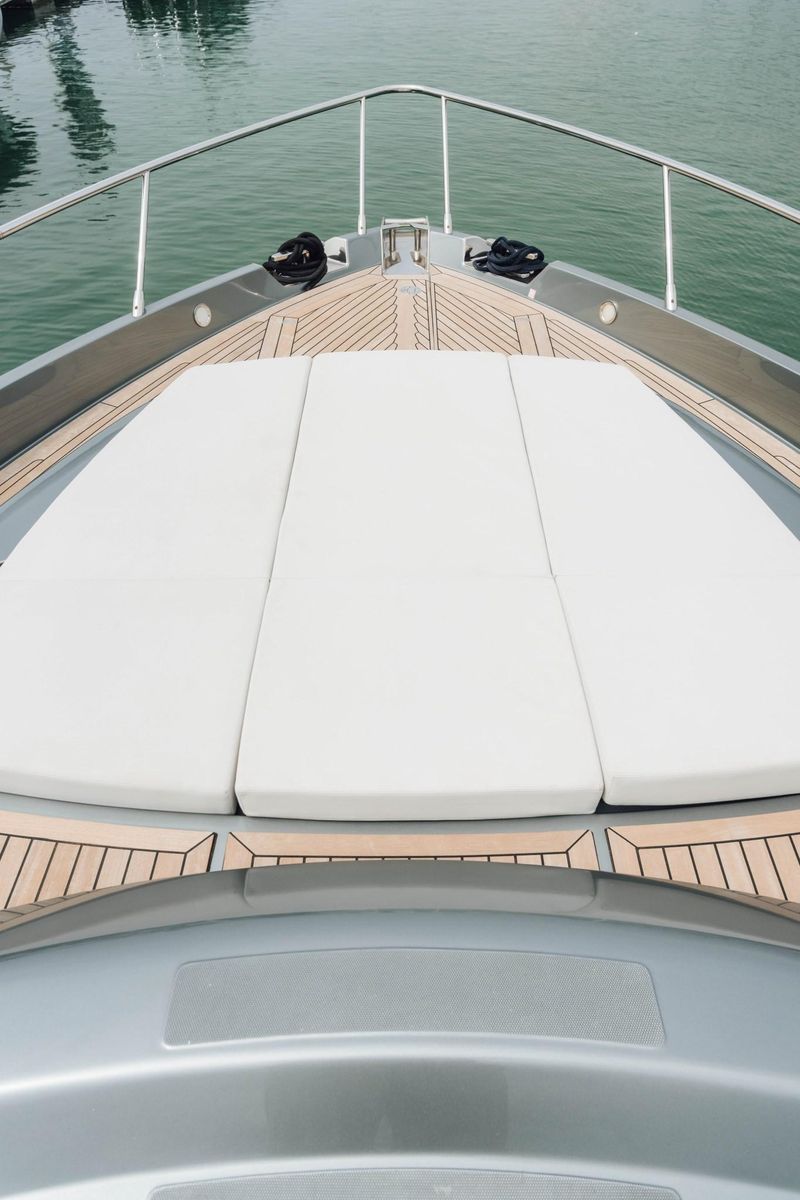 2022 Riva 74 