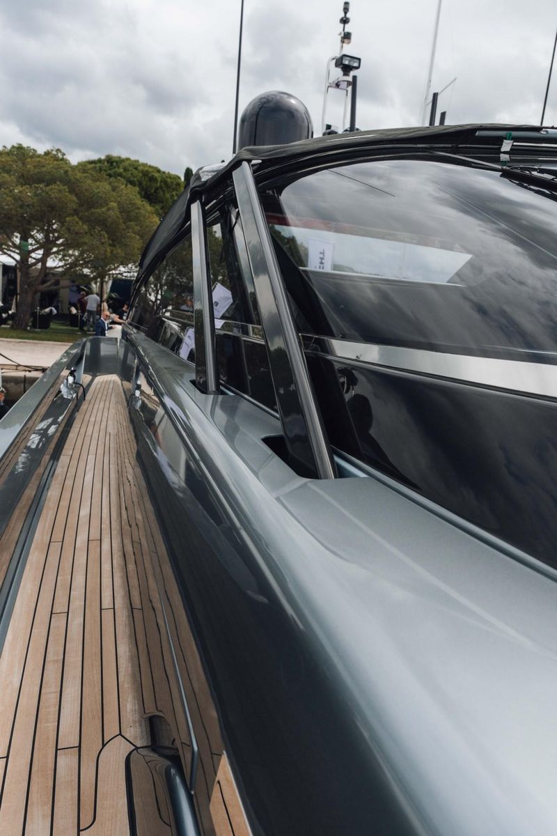 2022 Riva 74 