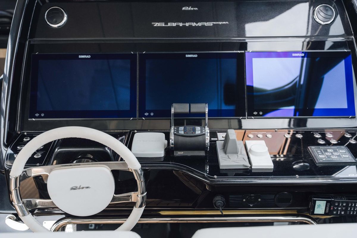 2022 Riva 74 