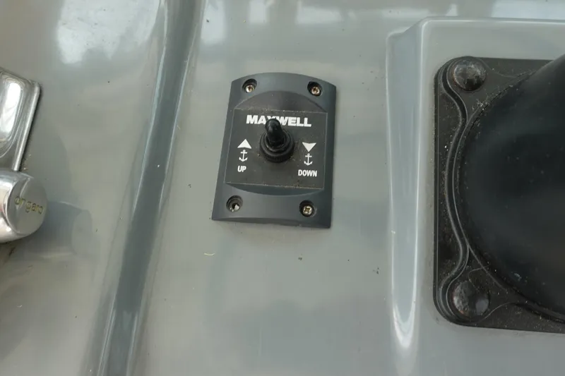  Yacht Photos Pics Maxwell anchor control switch on 1997 Pursuit 3400 Offshore boat deck.