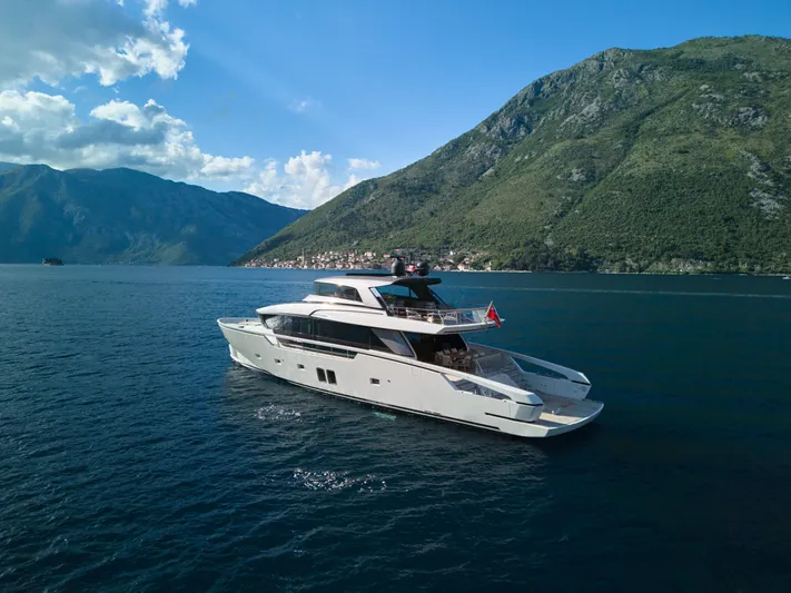 Sanlorenzo Sx88 Yacht Photos Pics 