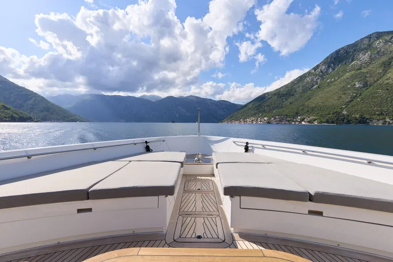 Sanlorenzo Sx88 Yacht Photos Pics 