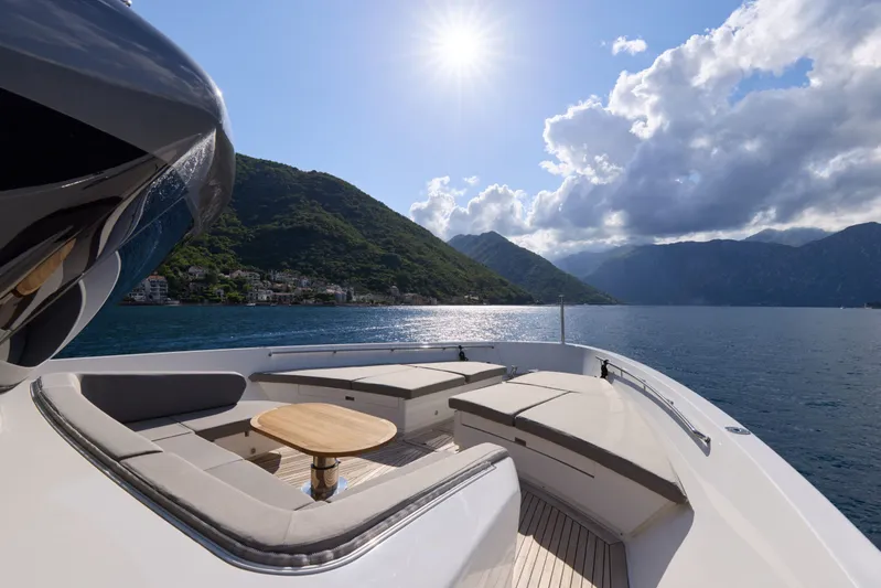 Sanlorenzo Sx88 Yacht Photos Pics 