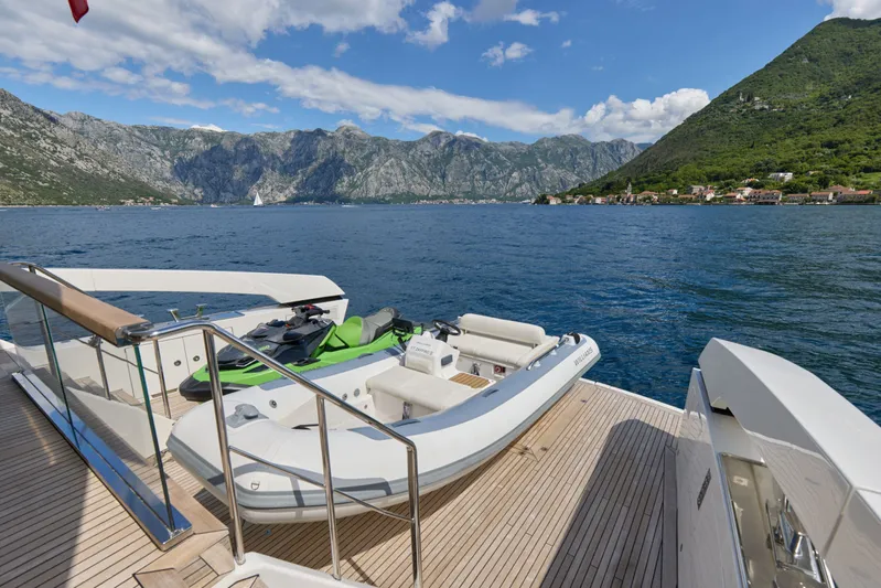 Sanlorenzo Sx88 Yacht Photos Pics 