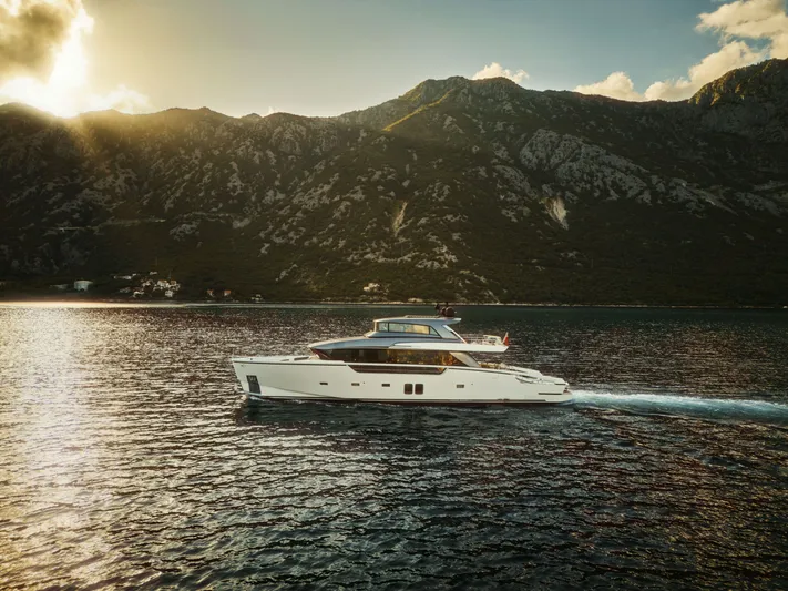 Sanlorenzo Sx88 Yacht Photos Pics 