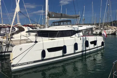 2022 Fountaine Pajot Isla 40