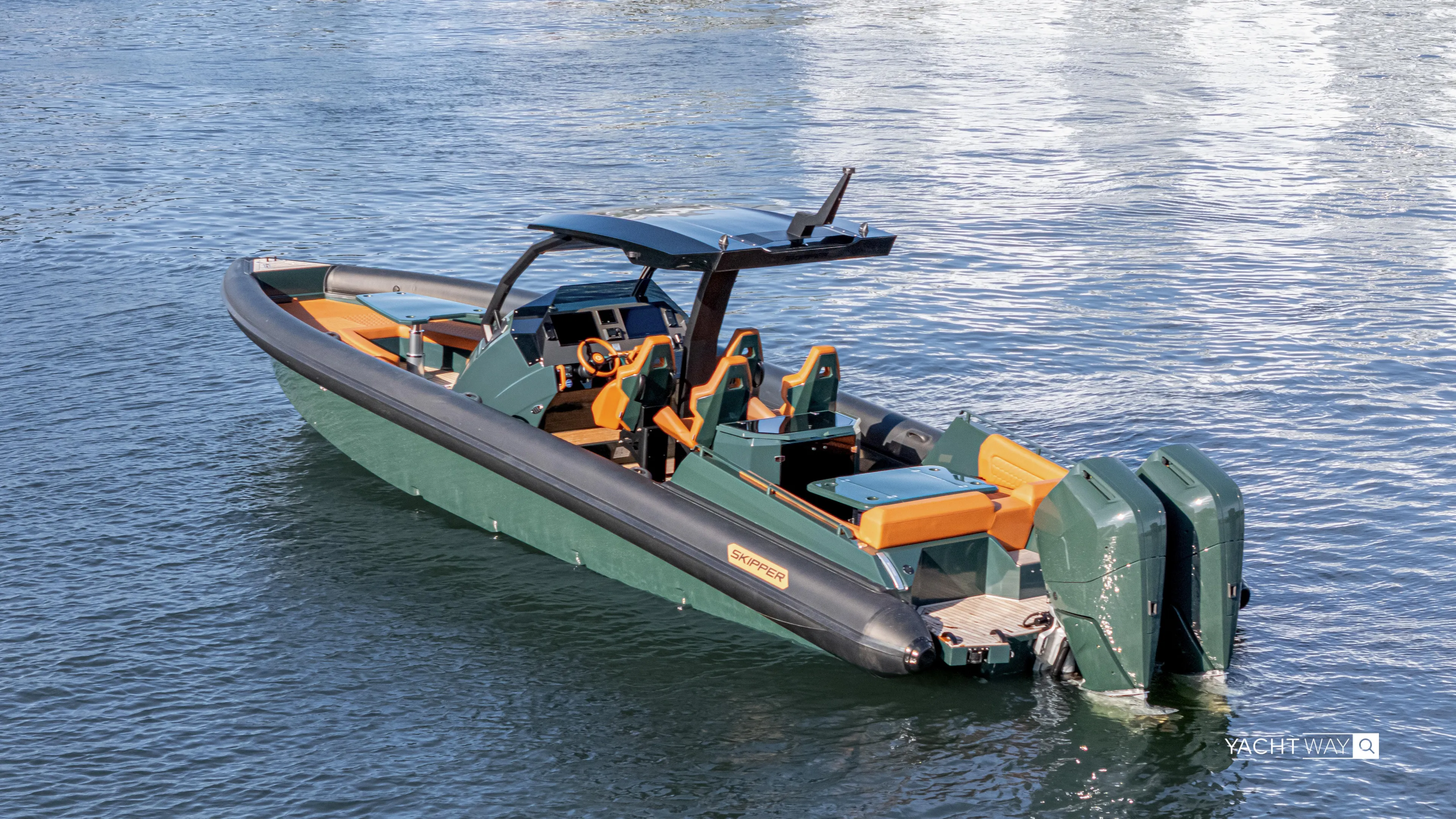 New 2025 Skipper 38 Twin 400 V10 Yacht Photos Pics 2025 Skipper-BSK 38 boat with dual engines on calm water.