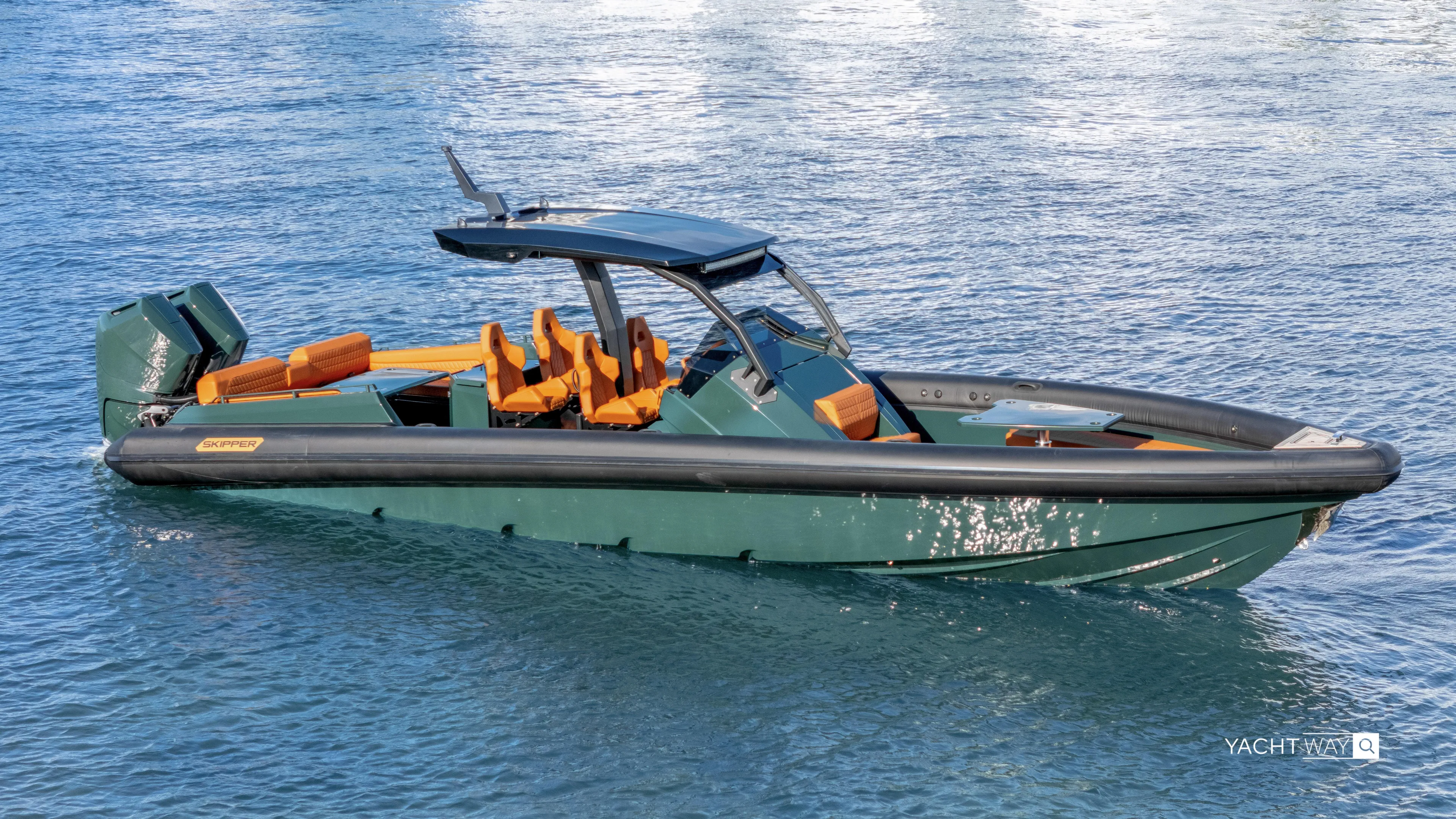 New 2025 Skipper 38 Twin 400 V10 Yacht Photos Pics 2025 Skipper-BSK 38 boat on water, featuring sleek design and modern amenities.