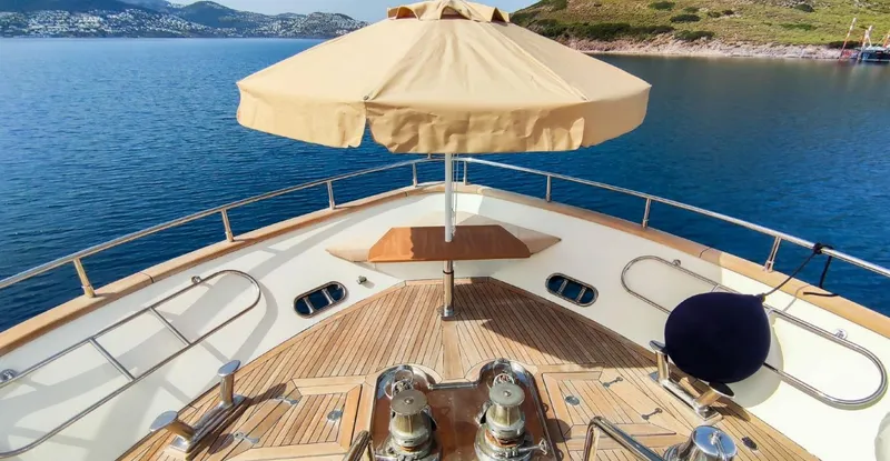  Yacht Photos Pics Falcon 102