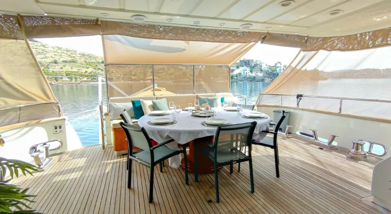  Yacht Photos Pics Falcon 102