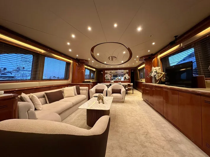  Yacht Photos Pics Falcon 102