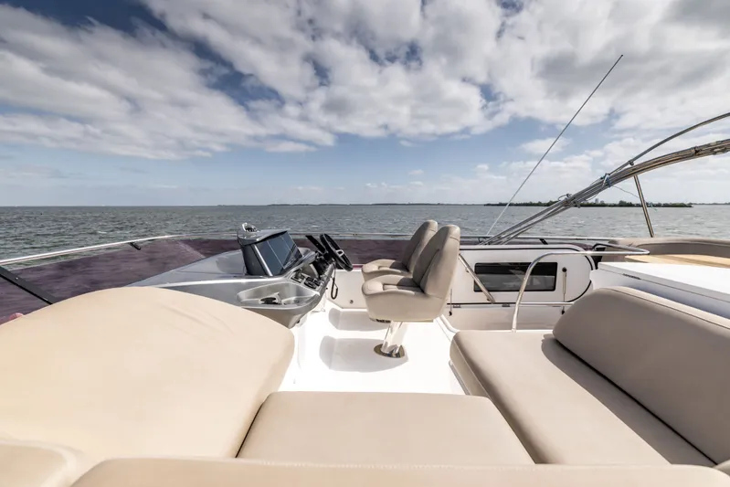 F45 Yacht Photos Pics 