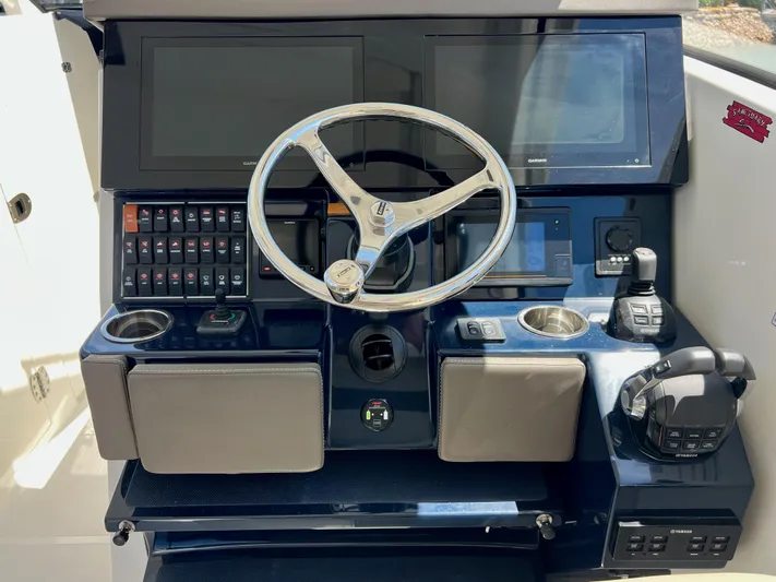 Oh Shelia Yacht Photos Pics 